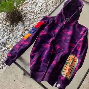 A bathing ape purple no shark edition